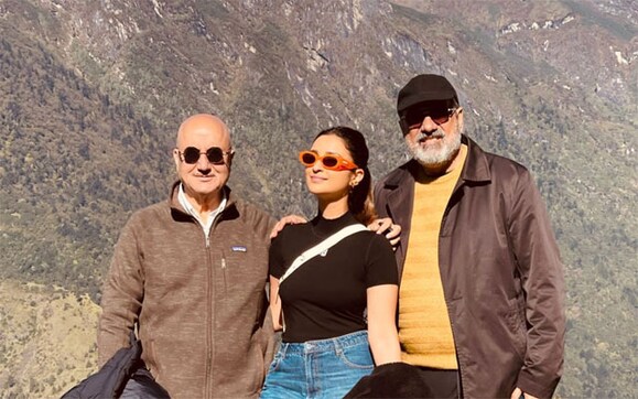 Parineeti Chopra on Uunchai success: 'I am going to give a big party very soon to celebrate this love' Parineeti Chopra on Uunchai success: 'I am going to give a big party very soon to celebrate this love'