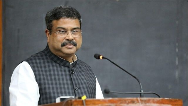Padampur bypoll: BJD accuses Dharmendra Pradhan of encouraging woman scribe to hit Odisha Minister Padampur bypoll: BJD accuses Dharmendra Pradhan of encouraging woman scribe to hit Odisha Minister