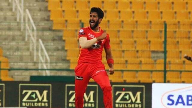 Pakistan seamer Hasan Ali gets into brawl with spectators during local game Pakistan seamer Hasan Ali gets into brawl with spectators during local game