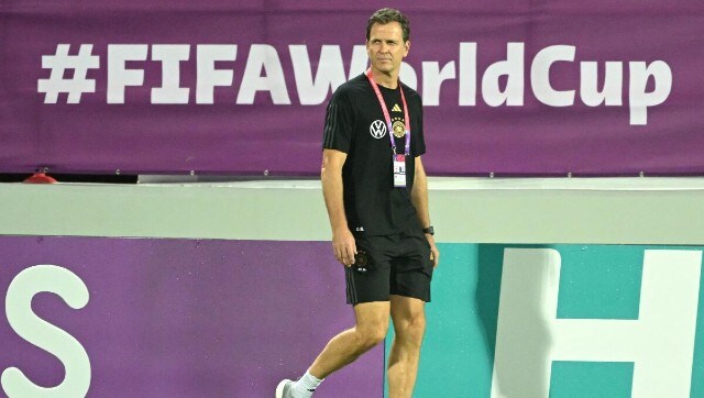 世界杯:德卡塔尔世界杯4强赔率国队主教练奥利弗·比埃尔霍夫在惨淡的赛季后被解雇
