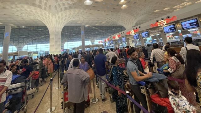 Gold worth Rs 10 crore seized at Mumbai airport, 18 Sudanese citizens held Gold worth Rs 10 crore seized at Mumbai airport, 18 Sudanese citizens held
