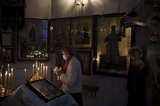 Ukrainians break tradition, move up Christmas to part ways with Russia Ukrainians break tradition, move up Christmas to part ways with Russia