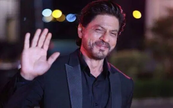 Shah Rukh Khan, Priyanka Chopra, Kajol shine and scintillate at the Red Sea International Film Festival Shah Rukh Khan, Priyanka Chopra, Kajol shine and scintillate at the Red Sea International Film Festival