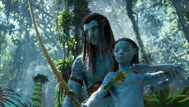 'Avatar' marks 6 straight weeks at No. 1, crosses $2 billion 'Avatar' marks 6 straight weeks at No. 1, crosses $2 billion