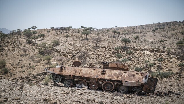 Tigray rebels start handing over heavy weapons to Ethiopian army