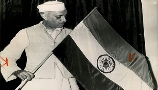 Nehru, Nehruvians and Bharat Mata: From being a suspect to the supporter of India’s cultural nationalism Nehru, Nehruvians and Bharat Mata: From being a suspect to the supporter of India’s cultural nationalism