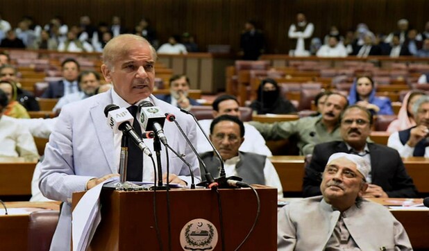 WATCH: Pakistan eats crow as PM Shehbaz Sharif says ‘Pak has learnt its lessons… in 3 wars with India’ WATCH: Pakistan eats crow as PM Shehbaz Sharif says ‘Pak has learnt its lessons… in 3 wars with India’