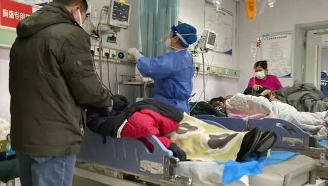 Viral: Amid COVID-19 surge in China, nurses break down in hospital after 15 hours shift Viral: Amid COVID-19 surge in China, nurses break down in hospital after 15 hours shift