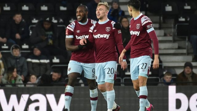 FA Cup: West Ham ease past Derby to earn Manchester United clash FA Cup: West Ham ease past Derby to earn Manchester United clash