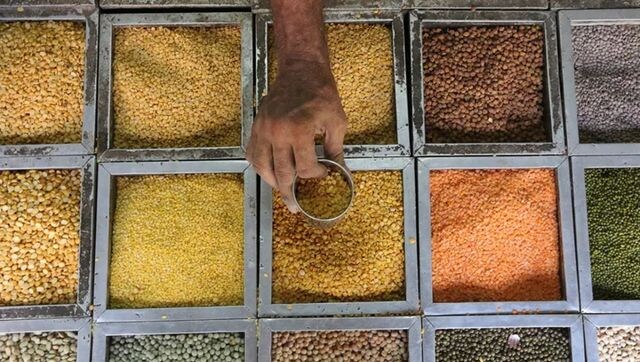 As flour crisis peaks, Pakistan's 'pulse' rate shoots off the charts