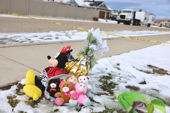 US: 8 dead in Utah murder-suicide after wife sought divorce US: 8 dead in Utah murder-suicide after wife sought divorce