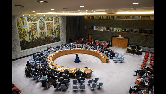 India slams Pakistan for raking up Kashmir issue at UN India slams Pakistan for raking up Kashmir issue at UN