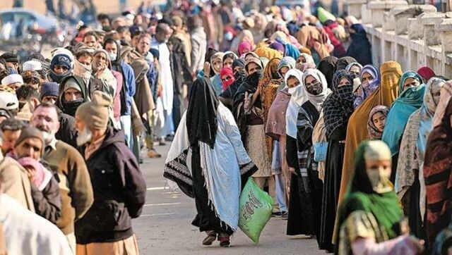 Cash-starved Pakistan to receive another USD 1.3 billion from China