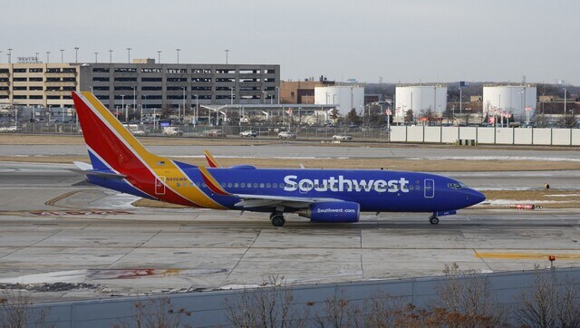 WATCH: Southwest Airlines flight makes emergency landing in Cuba after engine trouble WATCH: Southwest Airlines flight makes emergency landing in Cuba after engine trouble