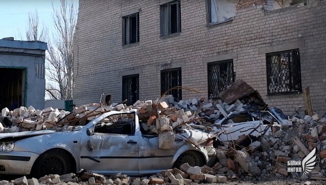 Ukraine prepares counteroffensive as Russia's assault on Bakhmut flags