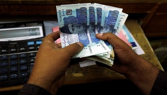 Delay in IMF deal may cause Pakistan to pause debt repayments, warns US bank Delay in IMF deal may cause Pakistan to pause debt repayments, warns US bank