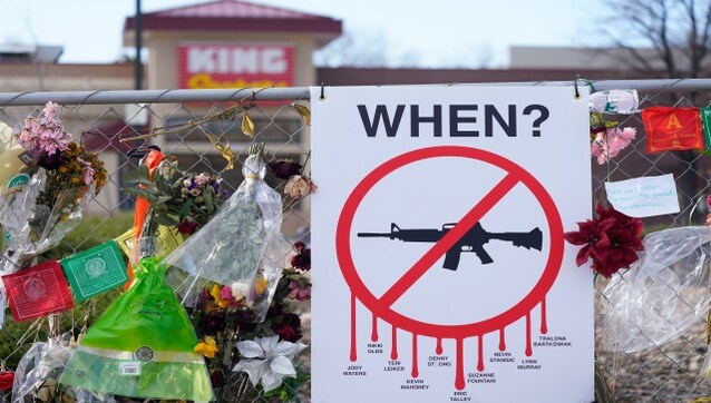 America’s Darkest Side: How gun violence claims 114 lives on an average every day America’s Darkest Side: How gun violence claims 114 lives on an average every day
