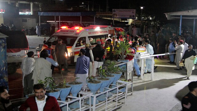 Nine killed as strong earthquake rattles Pakistan, Afghanistan