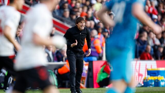 Premier League: Conte blasts Tottenham players after Southampton fightback, Chelsea held by Everton