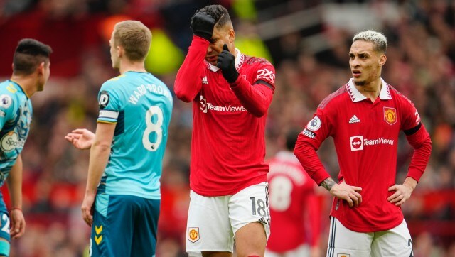 Premier League: Erik ten Hag bemoans erratic referees after Casemiro red card
