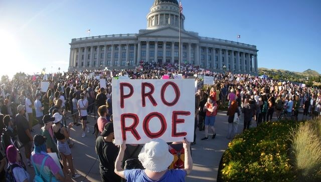 Utah bans abortion clinics in wave of post-Roe restrictions