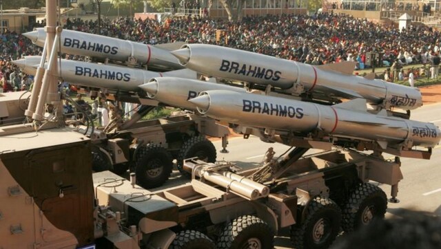 Pakistan urges India to re-open probe into Brahmos incident Pakistan urges India to re-open probe into Brahmos incident