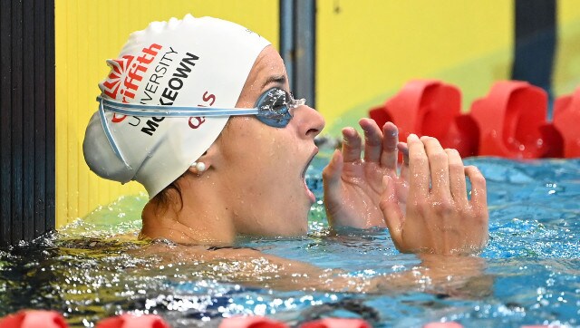 Triple Olympic champion Kaylee McKeown breaks 200m backstroke world record Triple Olympic champion Kaylee McKeown breaks 200m backstroke world record