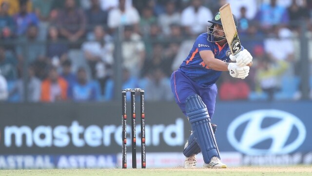 Ishan Kishan was brought in to open along with Shubman Gill in place of the absent Rohit Sharma, but Kishan (3 runs) failed to make an impact. Sportzpics