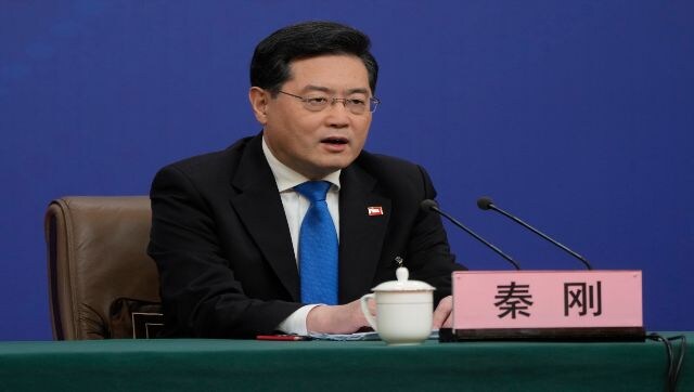 Chinese foreign minister signals closer ties with Russia, says US attempts to contain Beijing will not succeed