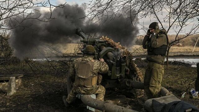 EU defence ministers to discuss arming Ukraine as Bakhmut fighting rages