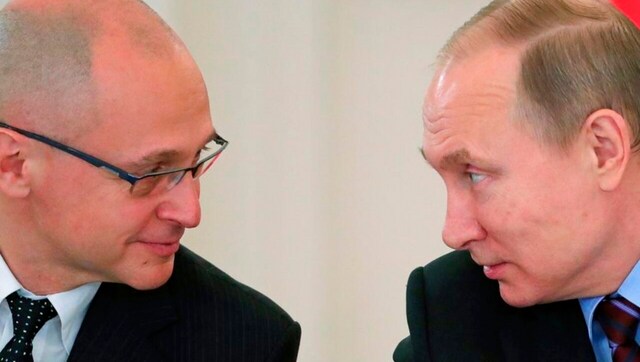 'Throw away your iPhones,' Russia tells officials 'Throw away your iPhones,' Russia tells officials