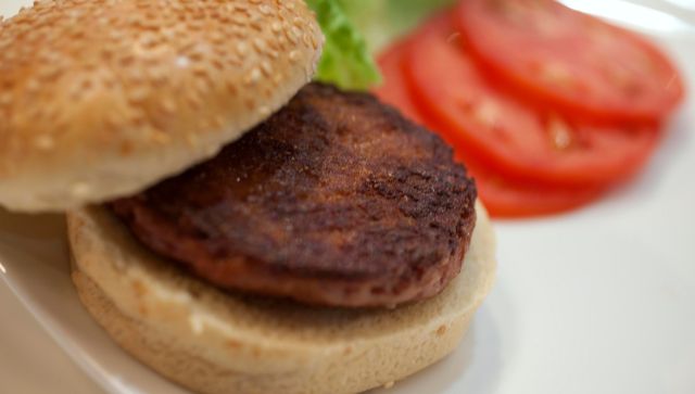 Why is Italy planning to ban labgrown food