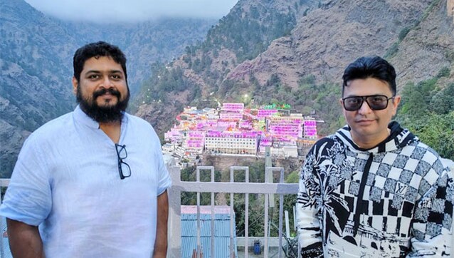 Bhushan Kumar and Om Raut reach Vaishno Devi to seek blessings for Prabhas' Adipurush Bhushan Kumar and Om Raut reach Vaishno Devi to seek blessings for Prabhas' Adipurush