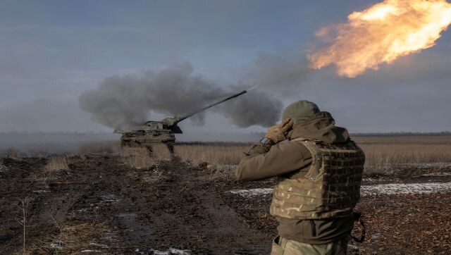 Ukraine's defence minister asks Spain for extra ammunition, F-16 airplanes Ukraine's defence minister asks Spain for extra ammunition, F-16 airplanes