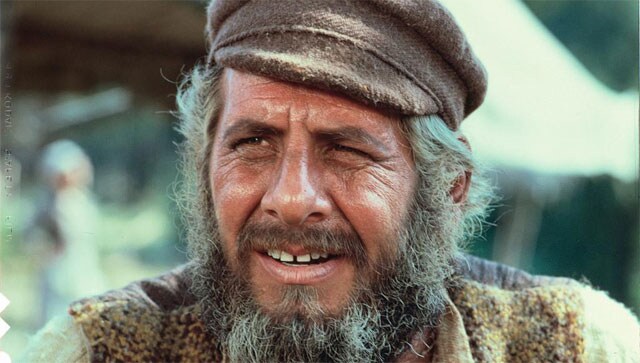 Chaim Topol, Israeli actor known for Fiddler's Tevye, passes away at 87