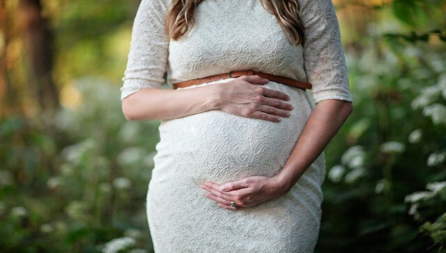 US maternal mortality rate rose sharply in 2021