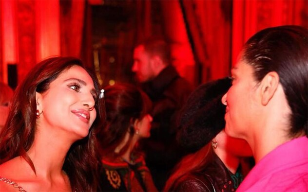 Apart from Beyoncé, Dundas has styled global icons like Kim Kardashian, Gwyneth Paltrows, Kylie Minogue, Alessandra Ambrosio, Megan Fox, Ciara, Bella Hadid, Kendall Jenner, to name a few!