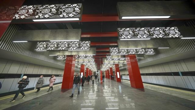 The Michurinsky prospekt (Avenue) station of the 70-kilometre-long Big Circle Line (BCL) of the Moscow Metro (subway) is also decorated with Chinese characters in Moscow as a way to welcome Xi Jinping to the Russian capital. Earlier Putin had said, “If the agenda permits, we will be happy to show it to our guests”. AP The Michurinsky prospekt (Avenue) station of the 70-kilometre-long Big Circle Line (BCL) of the Moscow Metro (subway) is also decorated with Chinese characters in Moscow as a way to welcome Xi Jinping to the Russian capital. Earlier Putin had said, “If the agenda permits, we will be happy to show it to our guests”. AP