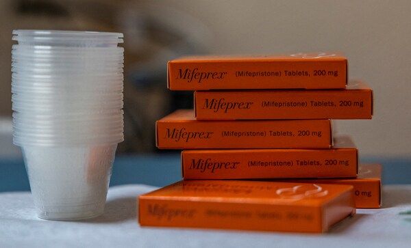 US Supreme Court temporarily blocks ruling limiting access to abortion pill mifepristone