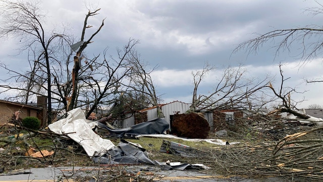 US: Tornado slams Little Rock, shreds rooftops, flips vehicles