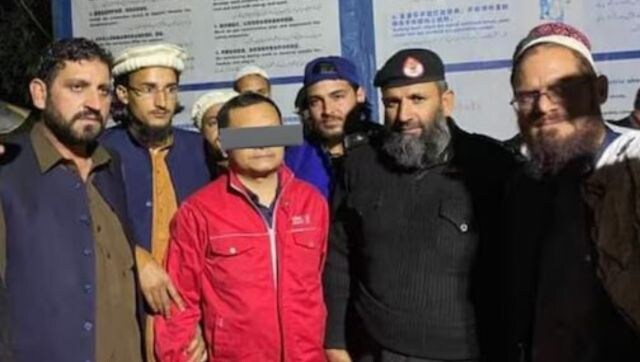 Pakistan minorities thrown under blasphemy bus, but Chinese who stopped workers from taking long prayer breaks set free
