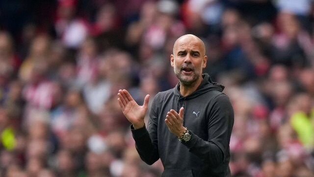 Premier League: Pep Guardiola urges Manchester City players to not let grip on title go as they prepare to face Arsenal Premier League: Pep Guardiola urges Manchester City players to not let grip on title go as they prepare to face Arsenal