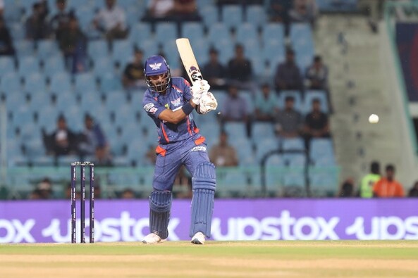 KL Rahul has been under fire for the Indian national side. Poor Test series against Australia was followed by 75, 9 and 32 in the ODIs. Returning to the format where he has flourished in the past, KL Rahul didn’t have a great start. With just 8 runs, including a six, Rahul was gone off Sakariya’s bowling. Image: Sportzpics