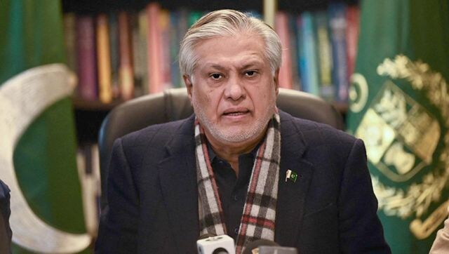 Beleaguered Pakistan crawls closer to IMF bailout as UAE doles out another $1 billion Beleaguered Pakistan crawls closer to IMF bailout as UAE doles out another $1 billion