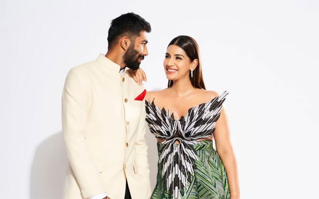 Sanjana Ganesan and her husband Jasprit Bumrah made heads turn on the red carpet as she donned the glitch pattern Amit Aggarwal Lehenga. Sanjana Ganesan and her husband Jasprit Bumrah made heads turn on the red carpet as she donned the glitch pattern Amit Aggarwal Lehenga.