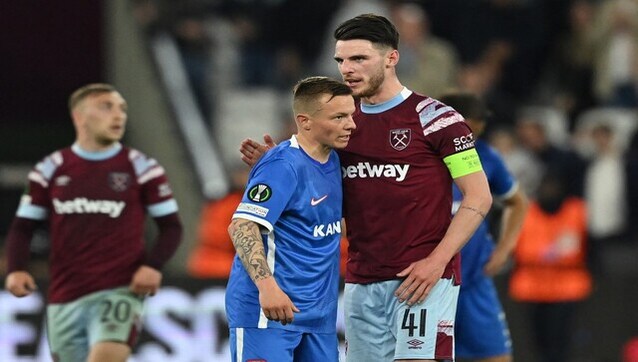 AZ Alkmaar bans 43 after West Ham fans attacked AZ Alkmaar bans 43 after West Ham fans attacked