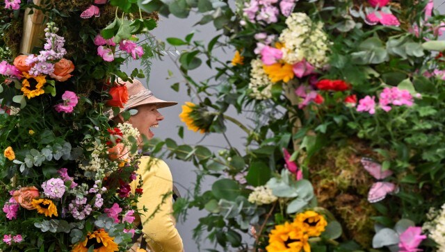 The theme for this year is “Flowers on Film,” which draws inspiration from the figures and plots that have appeared on the big screen. In terms of Chelsea in Bloom, bigger is better when it comes to fresh flowers, plants, greenery, and other ornamental items. Reuters
