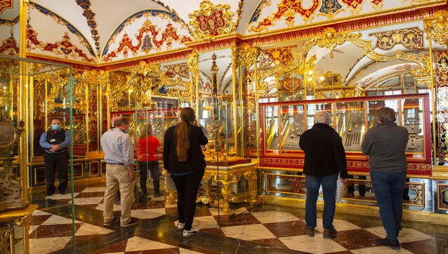 Five convicted in Dresden jewel heist: How thieves carried out 'audacious' 2019 robbery Five convicted in Dresden jewel heist: How thieves carried out 'audacious' 2019 robbery