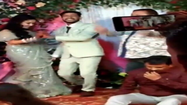 On cam: Man dancing on stage at wedding dies of heart attack On cam: Man dancing on stage at wedding dies of heart attack