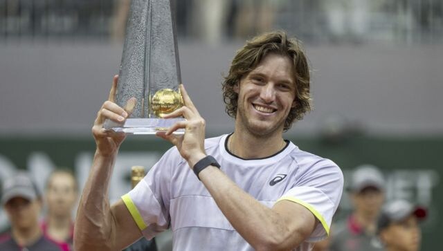Outsider Nicolas Jarry beat Grigor Dimitrov to win Geneva final